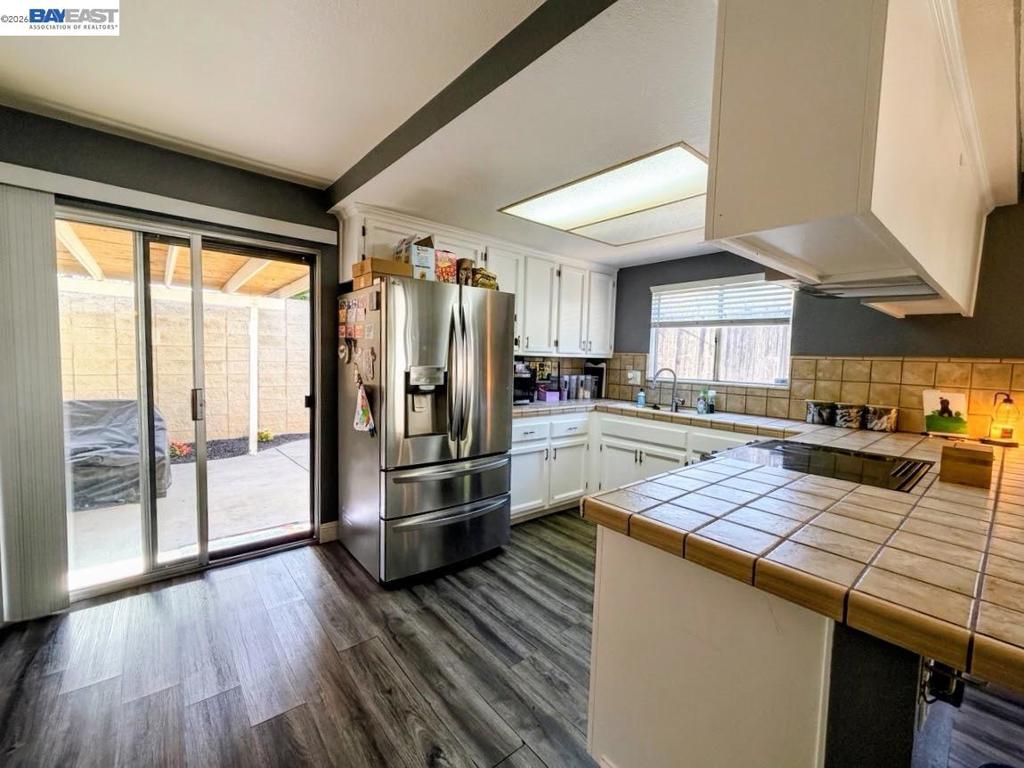 1205 Courtney Way, Modesto, CA 95358