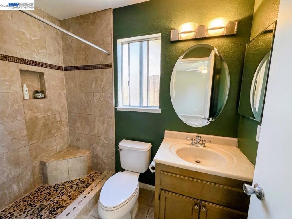 1205 Courtney Way, Modesto, CA 95358