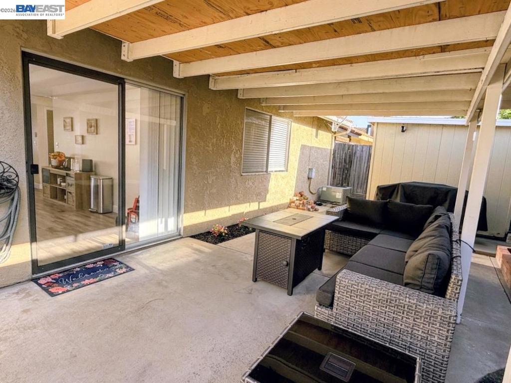 1205 Courtney Way, Modesto, CA 95358