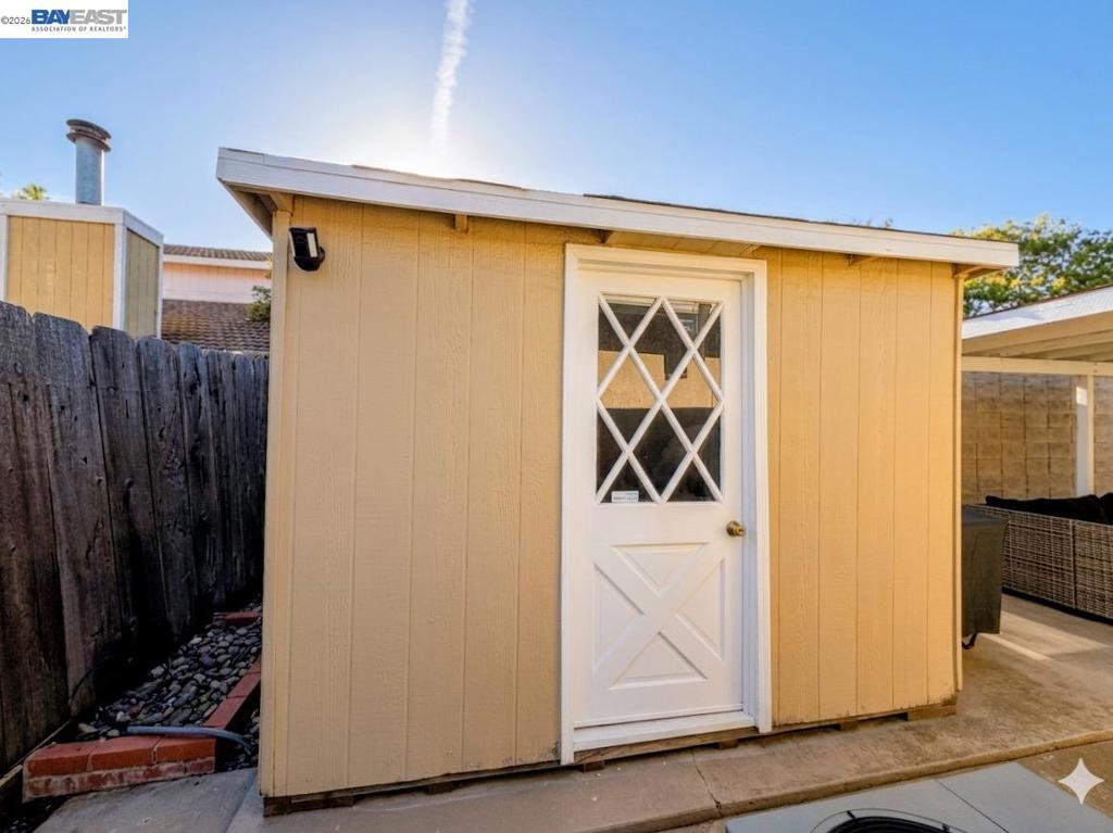 1205 Courtney Way, Modesto, CA 95358