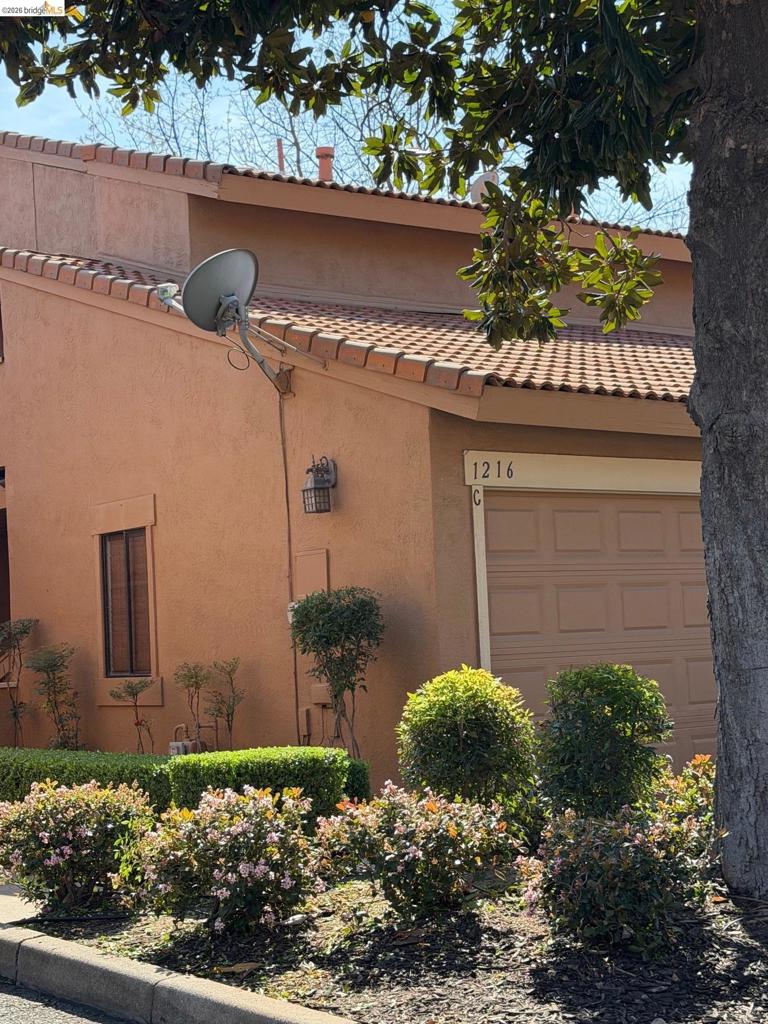 1216 W Roseburg Ave #C, Modesto, CA 95350