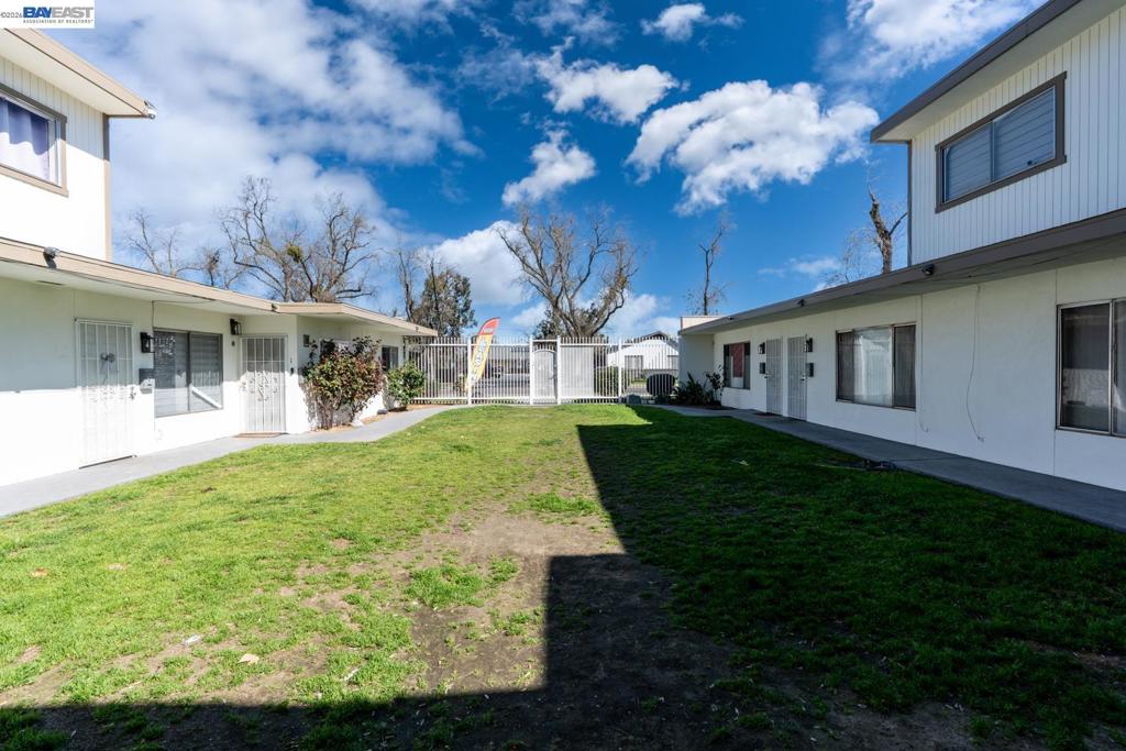 132 W 18Th St, Merced, CA 95340