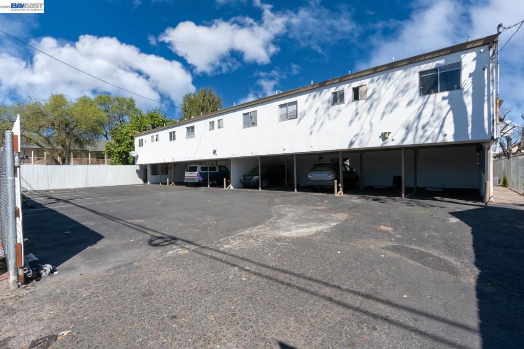 132 W 18Th St, Merced, CA 95340