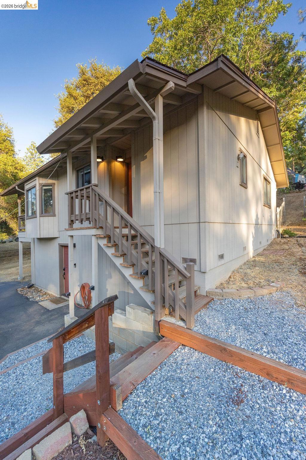 19266 Ferretti Rd, Groveland, CA 95321