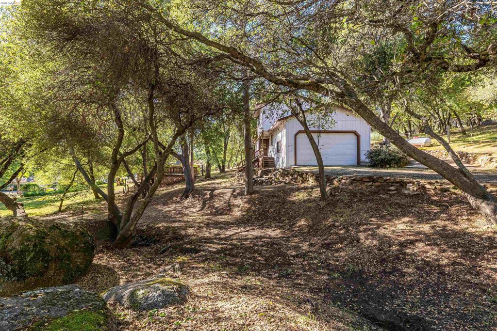 21882 El Oso Way, Sonora, CA 95370