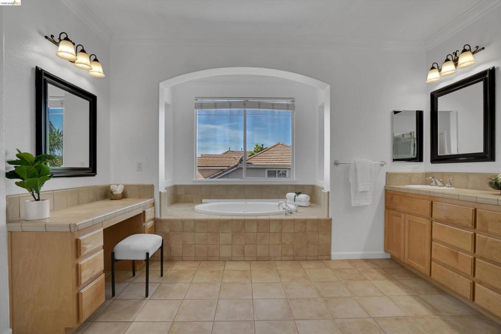 609 Whitby Ln, Brentwood (CC), CA 94513