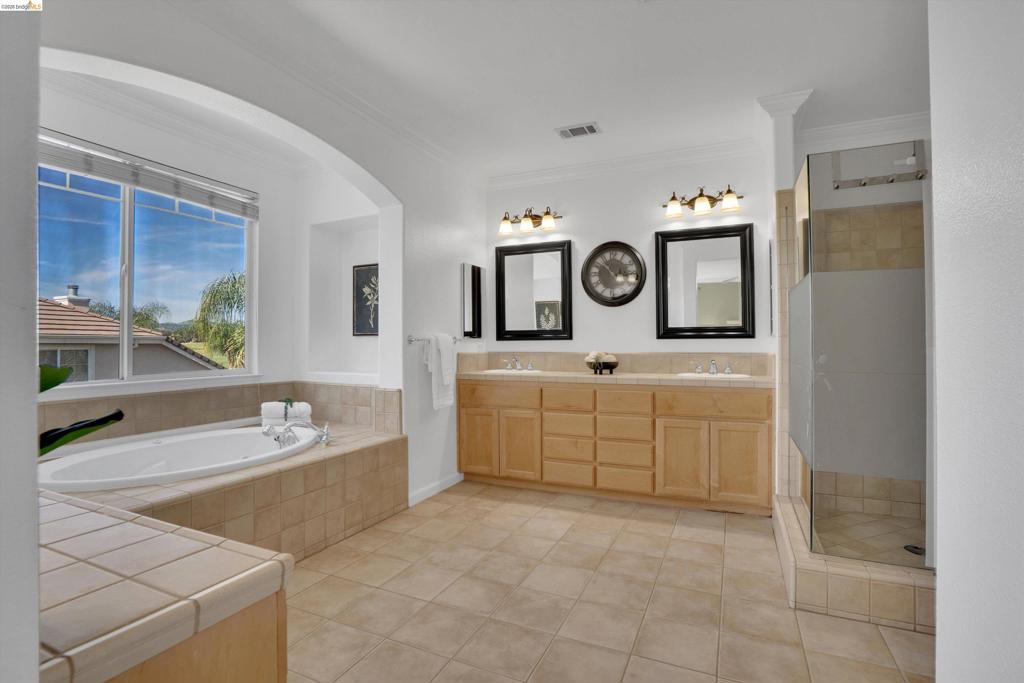 609 Whitby Ln, Brentwood (CC), CA 94513