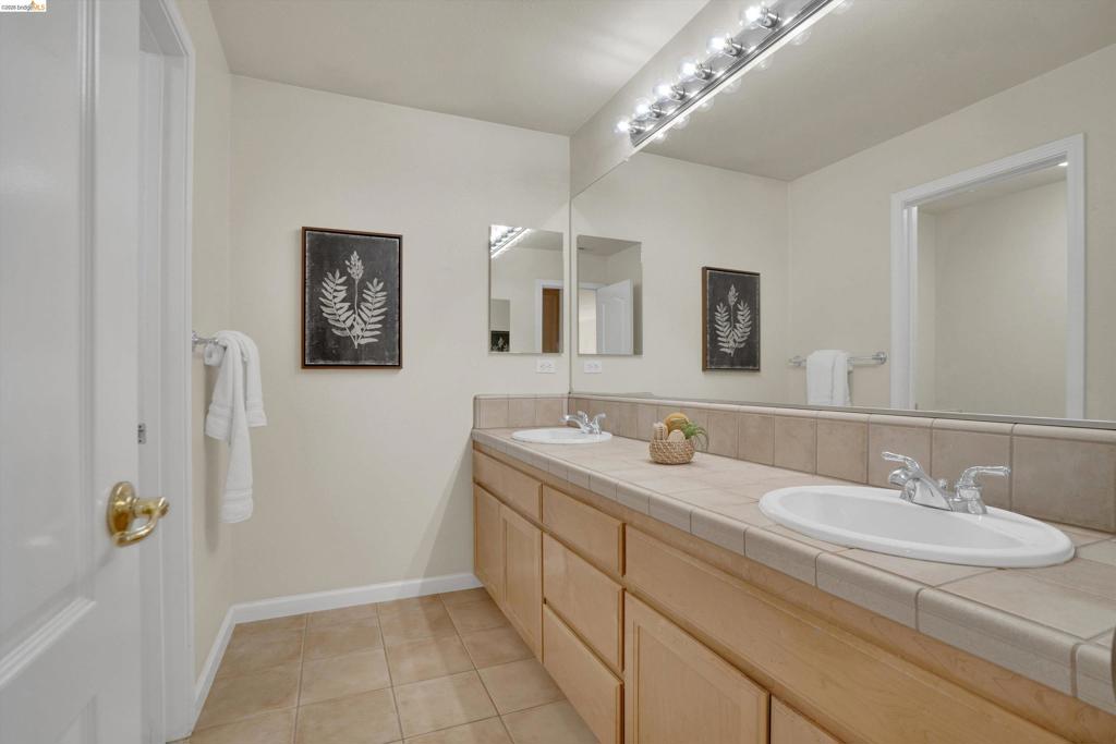 609 Whitby Ln, Brentwood (CC), CA 94513