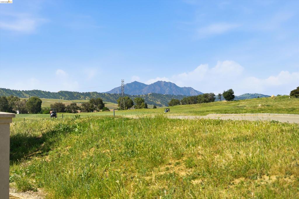 609 Whitby Ln, Brentwood (CC), CA 94513