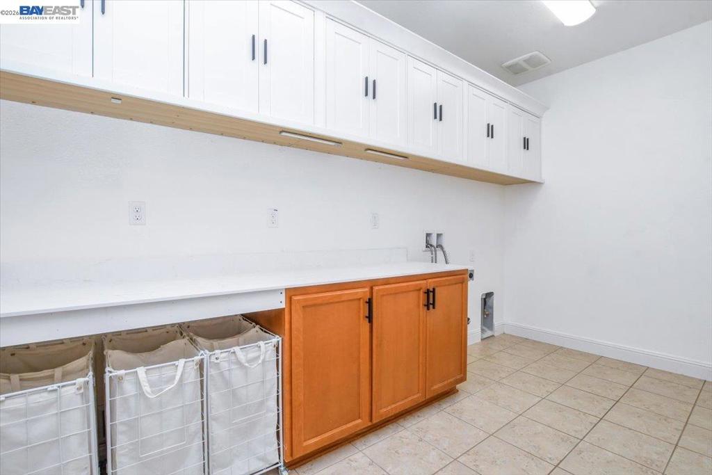 1600 Amber Ln, Brentwood (CC), CA 94513