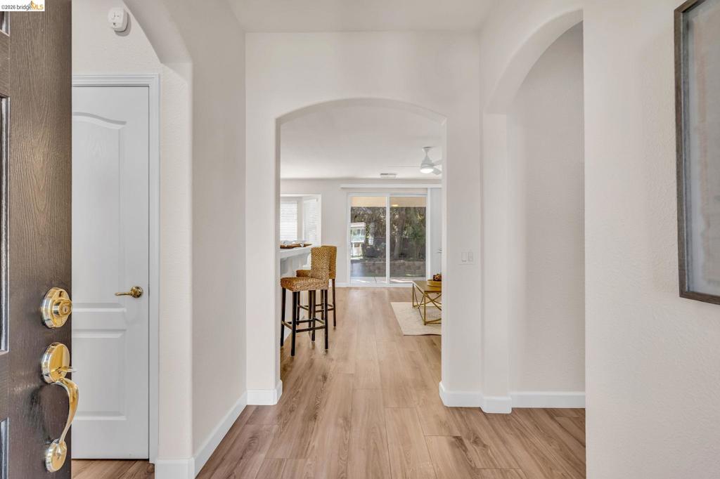 1124 Jonagold Way, Brentwood (CC), CA 94513