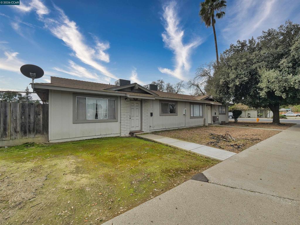 2508 Haddon Ave., Modesto, CA 95354-3139