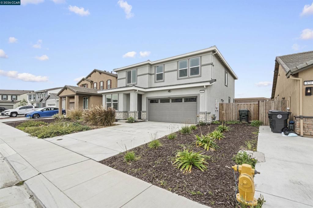 953 Arneis Ave, Manteca, CA 95337