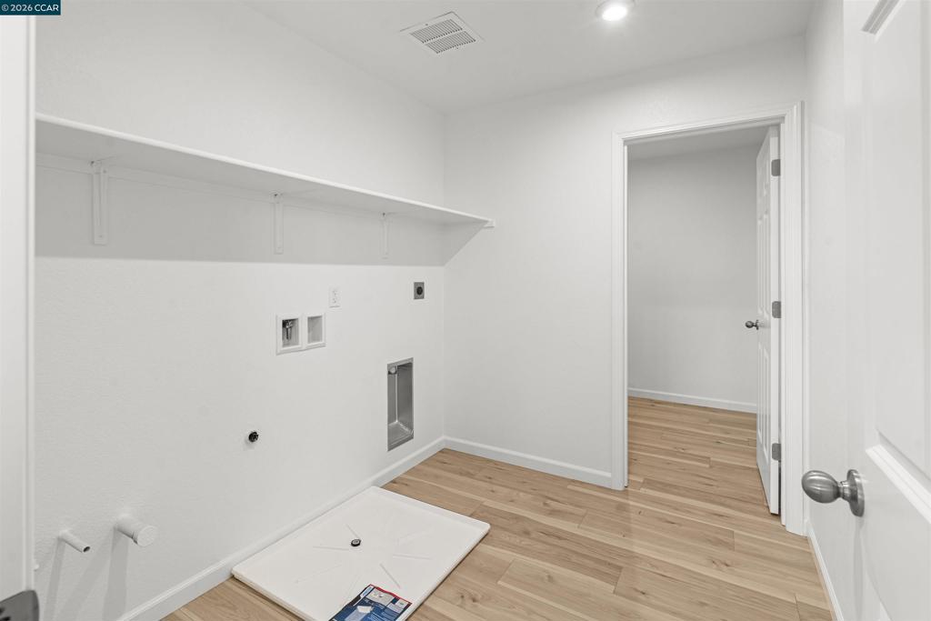 953 Arneis Ave, Manteca, CA 95337