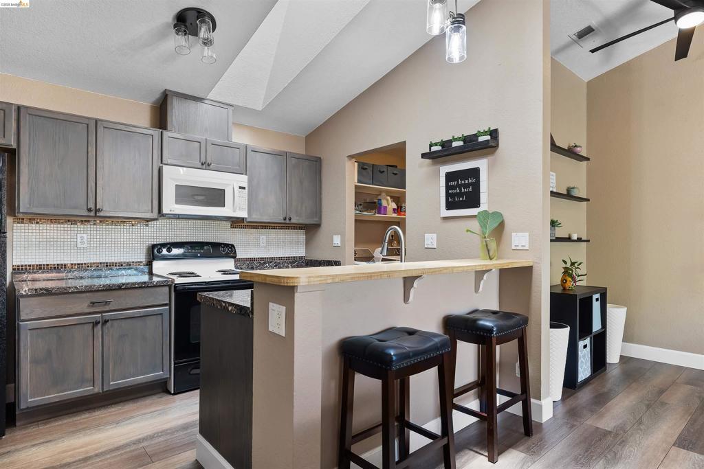 906 Villa Terrace, Brentwood (CC), CA 94513