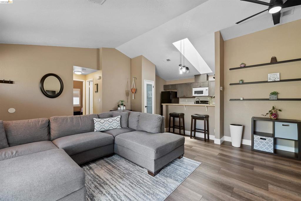 906 Villa Terrace, Brentwood (CC), CA 94513