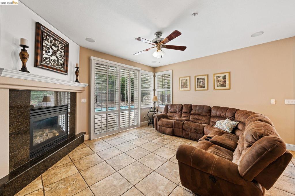 1060 Cambrian Pl, Brentwood (CC), CA 94513