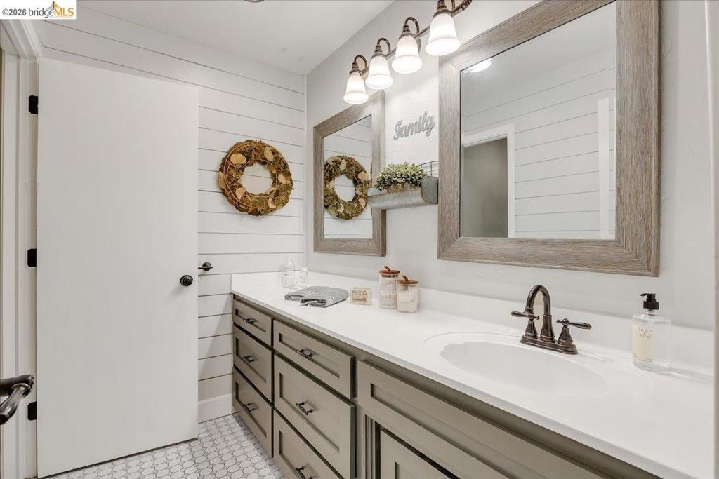 22244 Crystal Falls Dr W, Sonora, CA 95370