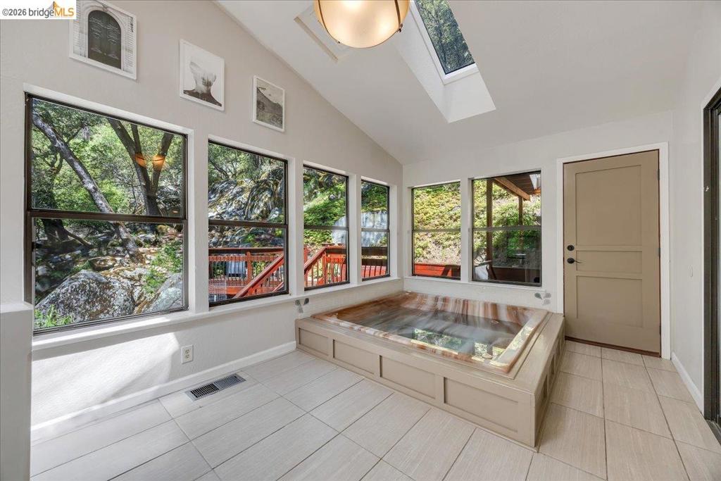 22244 Crystal Falls Dr W, Sonora, CA 95370