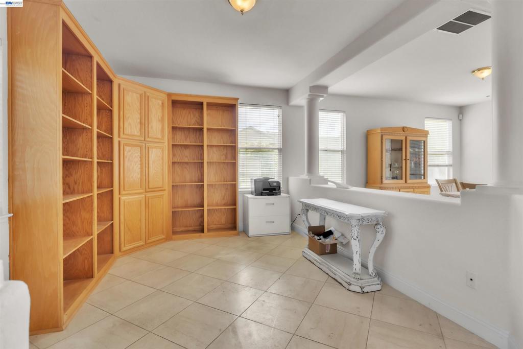 47 E Country Club Dr, Brentwood (CC), CA 94513