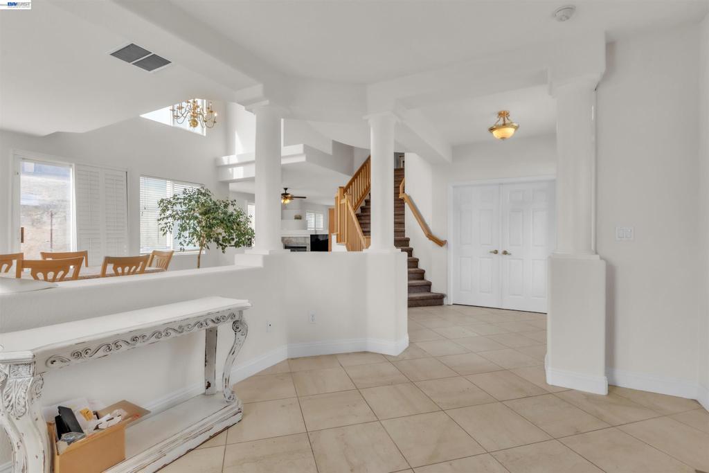 47 E Country Club Dr, Brentwood (CC), CA 94513