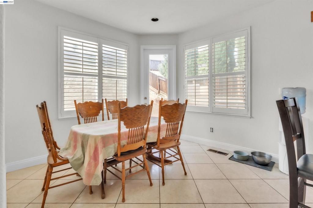 47 E Country Club Dr, Brentwood (CC), CA 94513