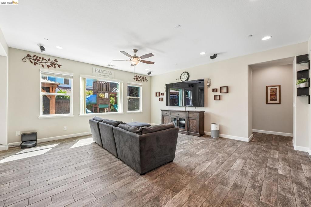 1352 Bellerose Ct, Brentwood (CC), CA 94513