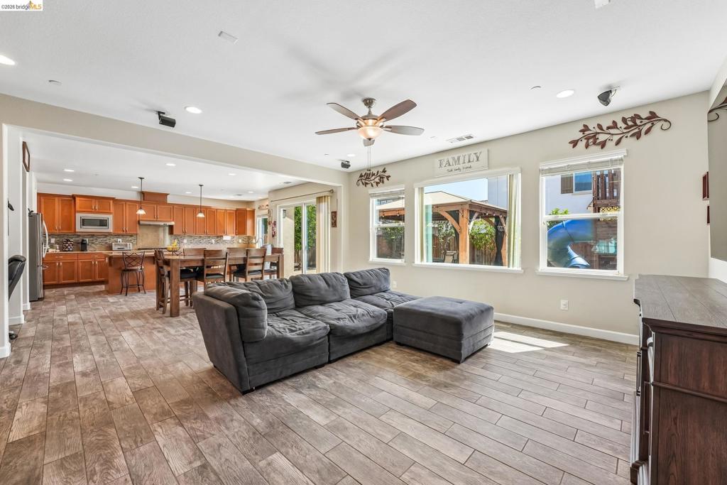 1352 Bellerose Ct, Brentwood (CC), CA 94513