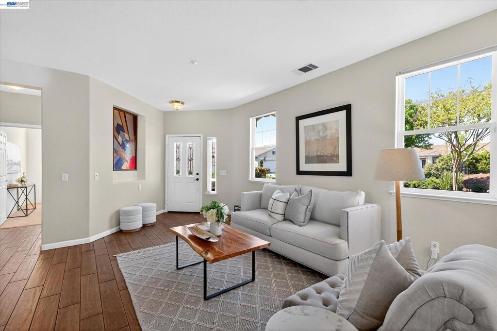 1606 Regent Dr, Brentwood (CC), CA 94513