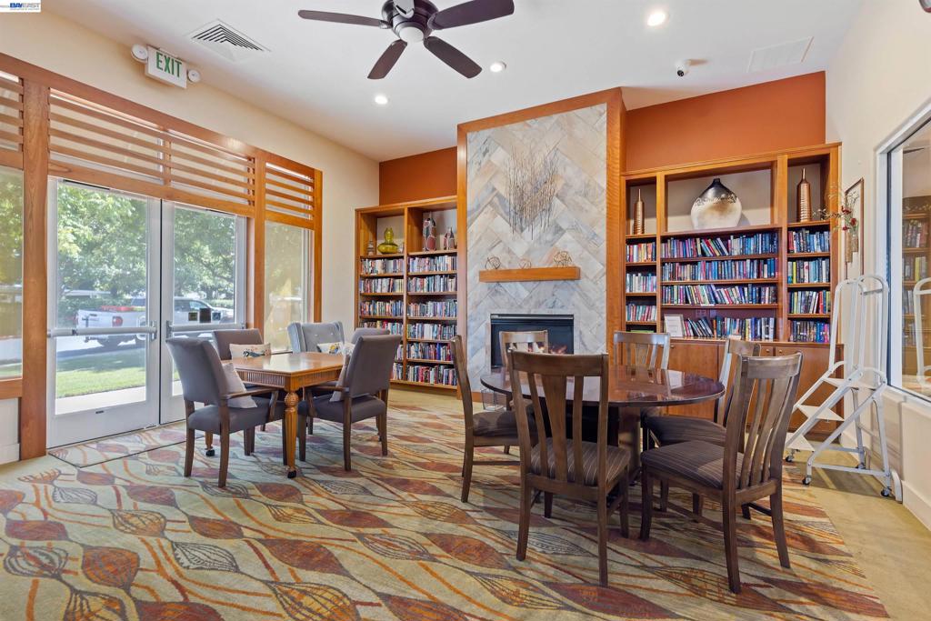 1606 Regent Dr, Brentwood (CC), CA 94513