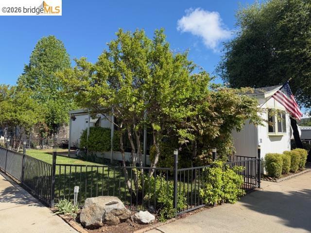 14192 Tuolumne Road, Sonora, CA 95370-0000