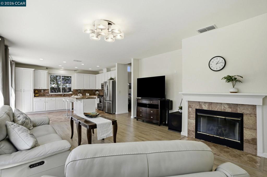 823 Springhaven Rd, Brentwood (CC), CA 94513