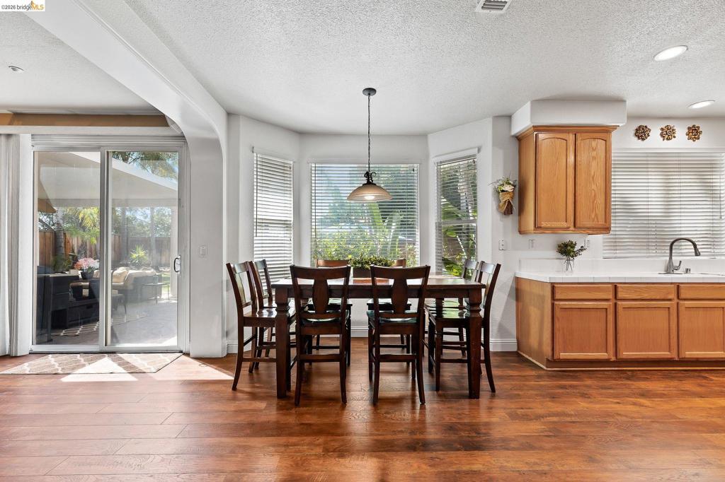 2705 Hawthorn Place, Brentwood (CC), CA 94513-5498