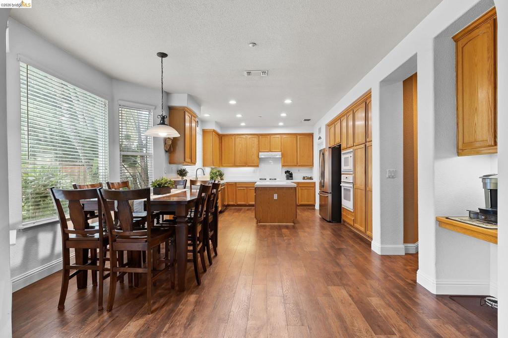 2705 Hawthorn Place, Brentwood (CC), CA 94513-5498