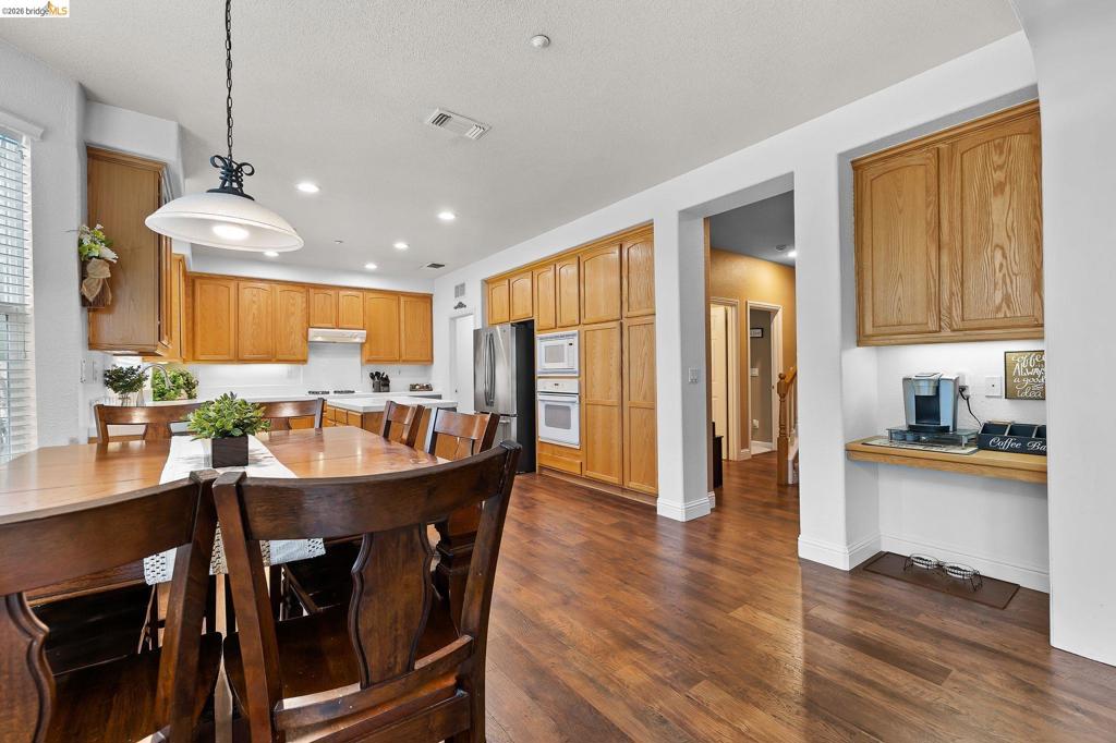 2705 Hawthorn Place, Brentwood (CC), CA 94513-5498