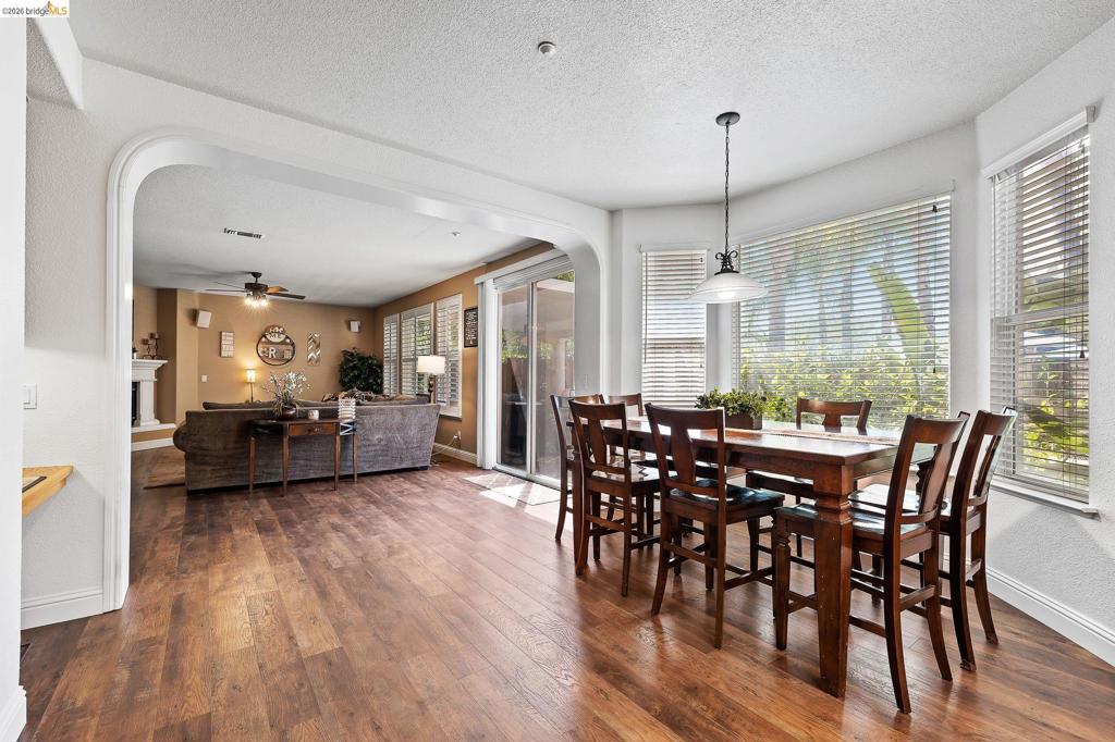 2705 Hawthorn Place, Brentwood (CC), CA 94513-5498