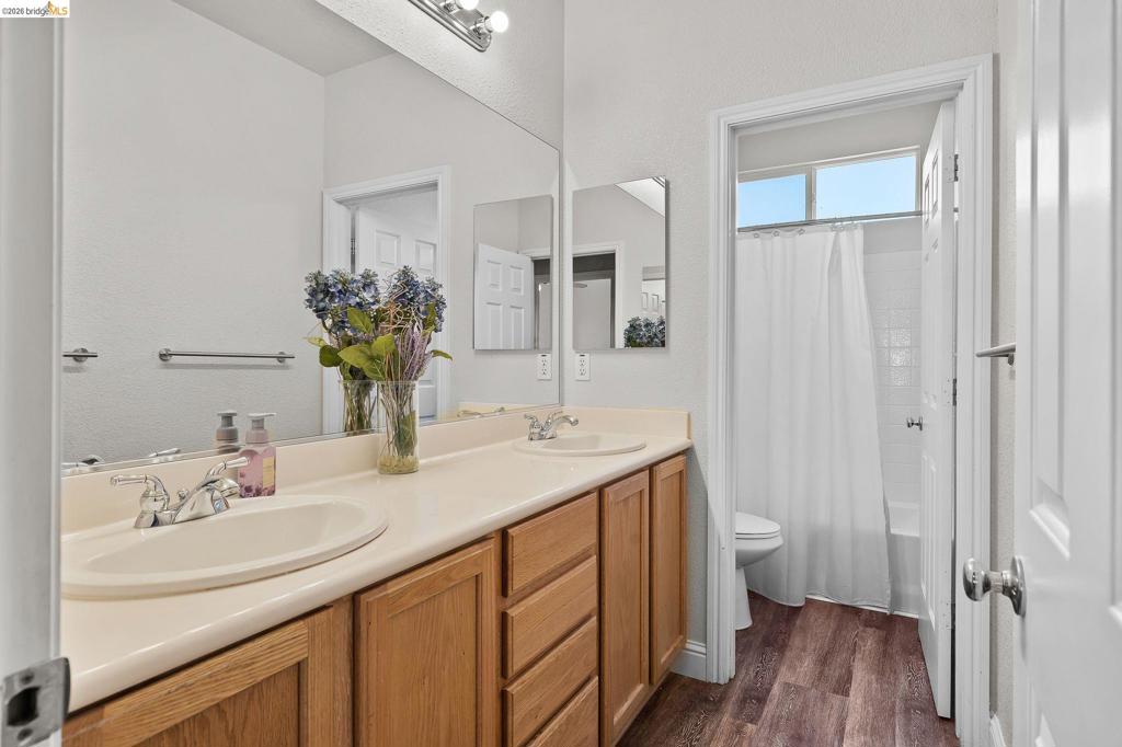 2705 Hawthorn Place, Brentwood (CC), CA 94513-5498