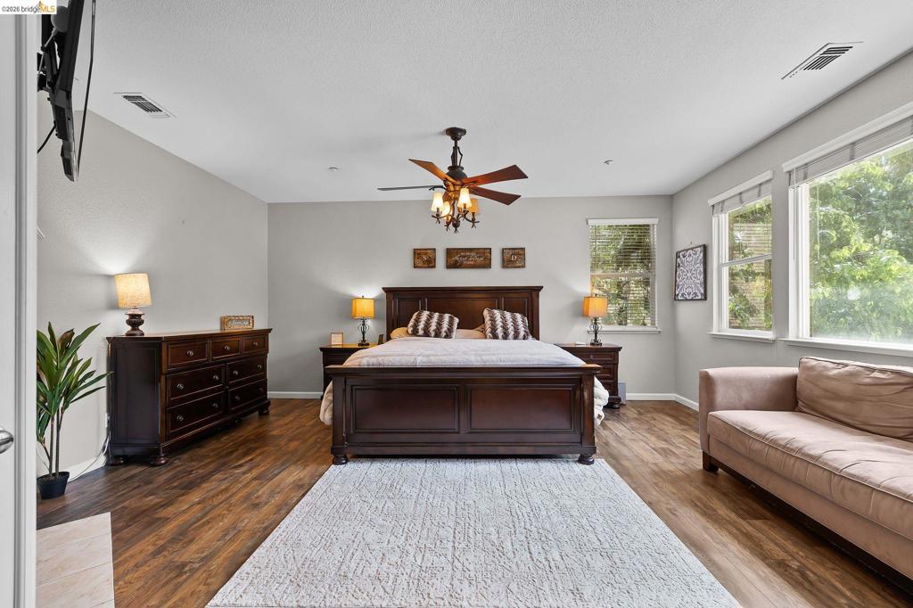 2705 Hawthorn Place, Brentwood (CC), CA 94513-5498