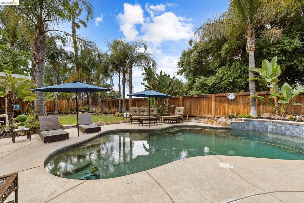 2705 Hawthorn Place, Brentwood (CC), CA 94513-5498