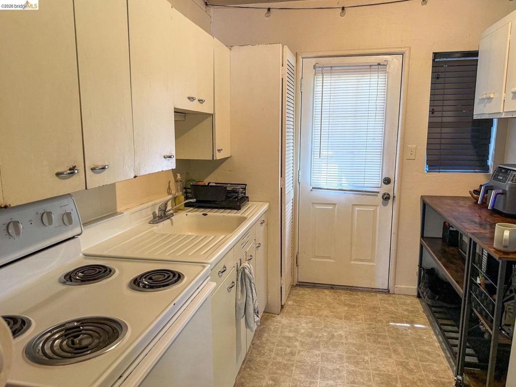 22888 Highland Dr, Twain Harte, CA 95383