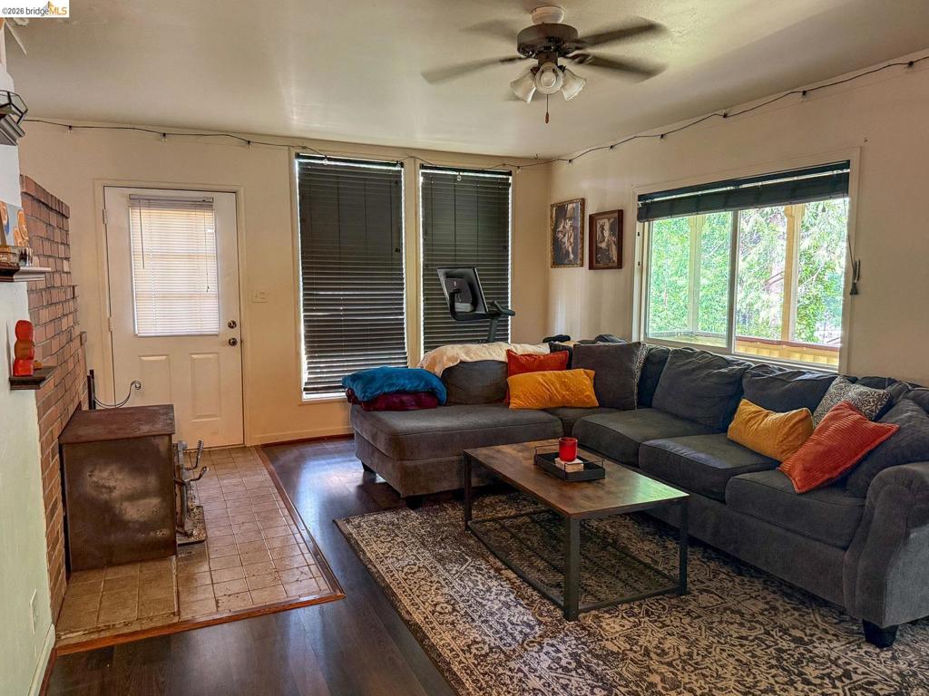 22888 Highland Dr, Twain Harte, CA 95383