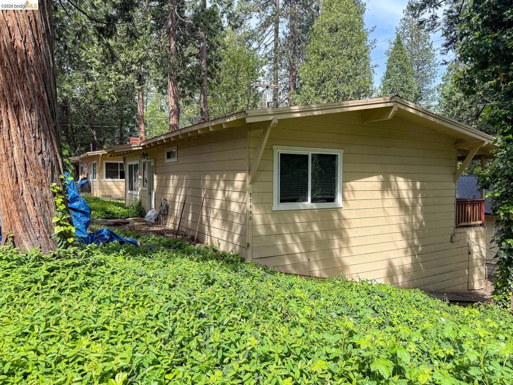 22888 Highland Dr, Twain Harte, CA 95383