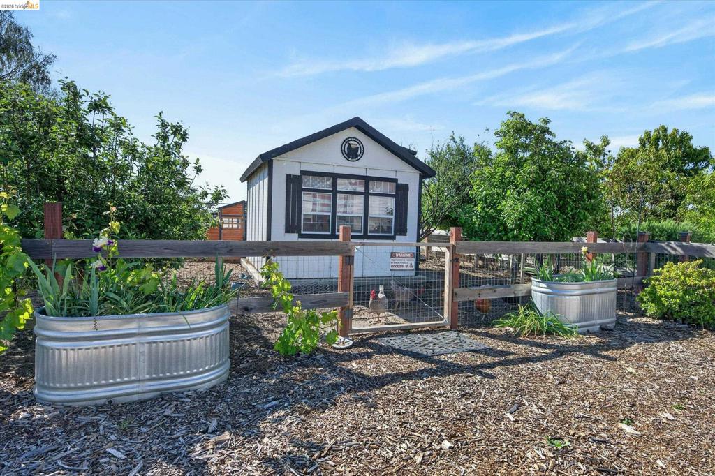 2151 Bartels Dr, Brentwood (CC), CA 94548