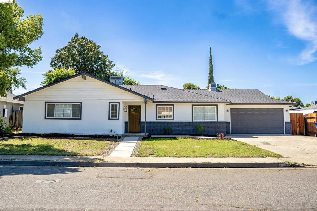 352 Terri Dr, Atwater, CA 95301