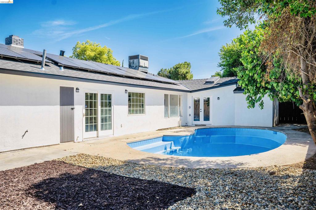 352 Terri Dr, Atwater, CA 95301
