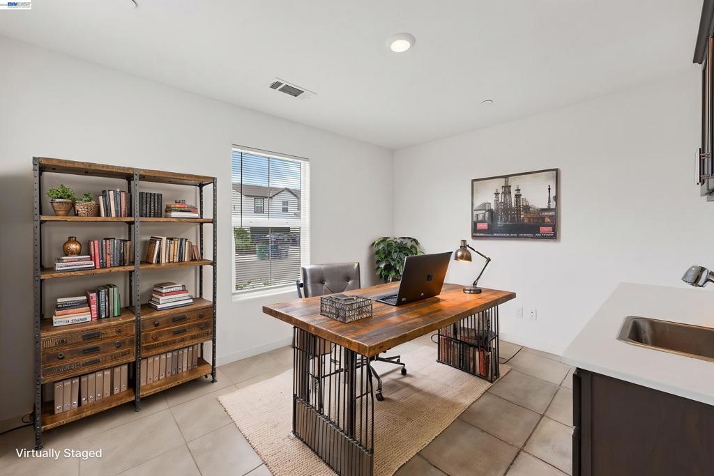 2280 craig ct, Los Banos, CA 93635