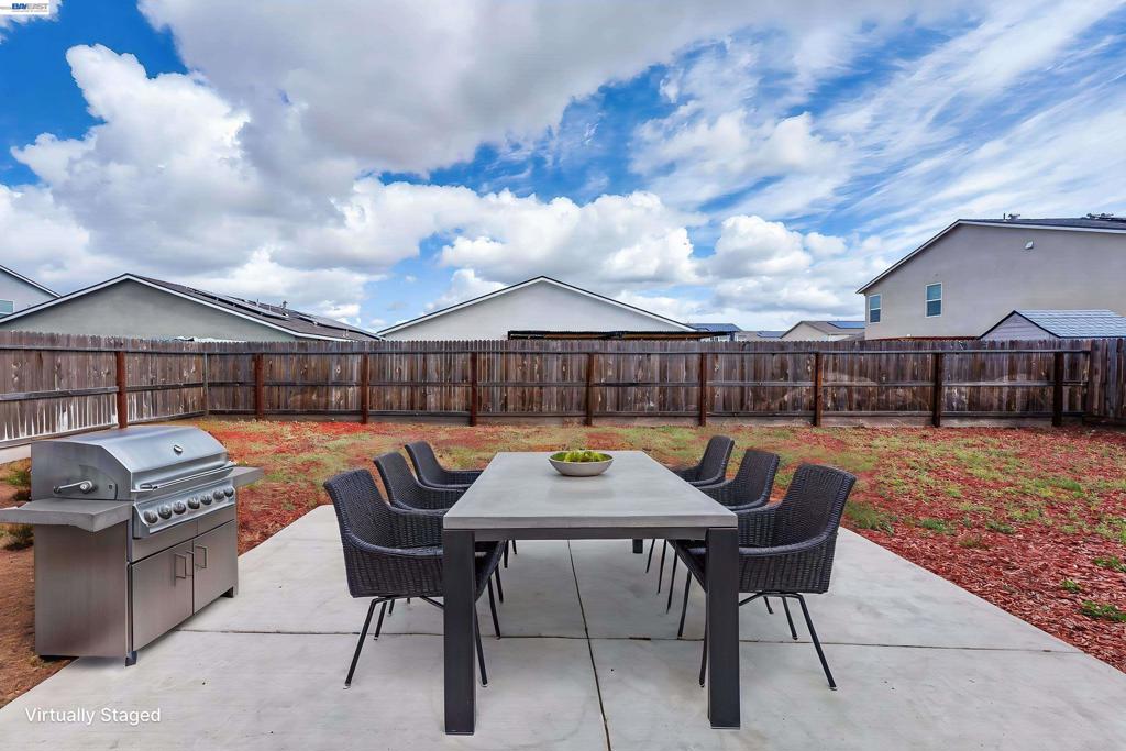 2280 craig ct, Los Banos, CA 93635