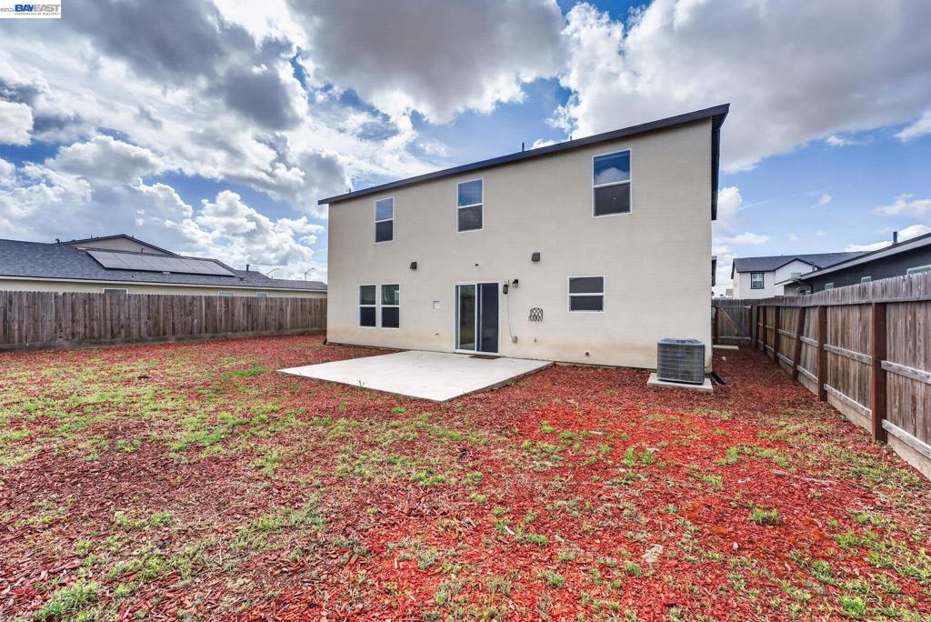 2280 craig ct, Los Banos, CA 93635