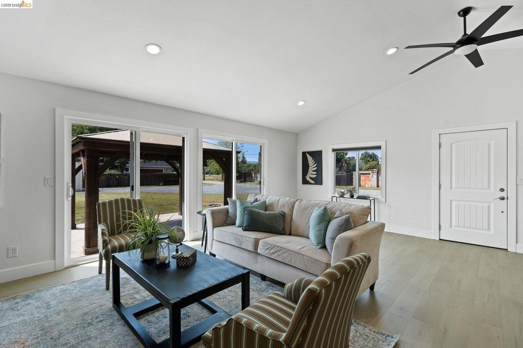 3350 Concord Ave, Brentwood (CC), CA 94513