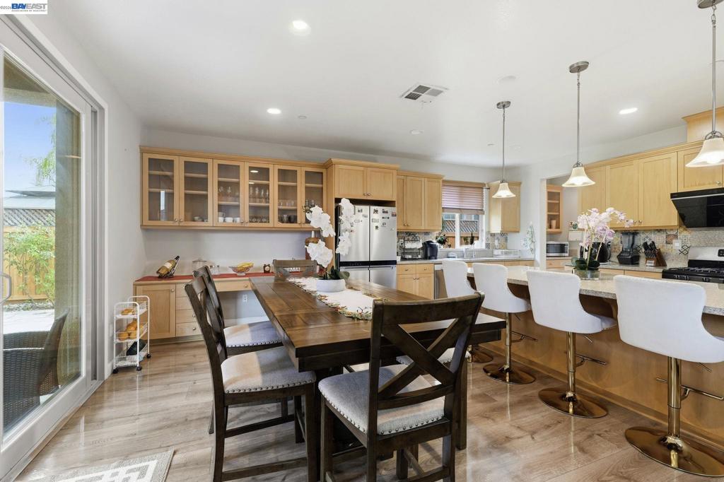 1176 Duomo Way, Manteca, CA 95337